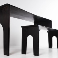 <a href="https://www.galeriegosserez.com/artistes/cober-lukas.html">Lukas Cober</a> - Kuro - bench